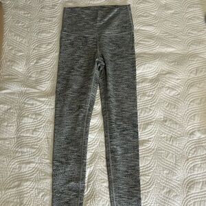 Grey patterned ivviva girls leggings